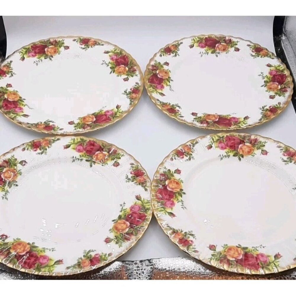 Royal Albert Old Country Roses Bone China 8 1/4 in Salad Plates England Set of 4